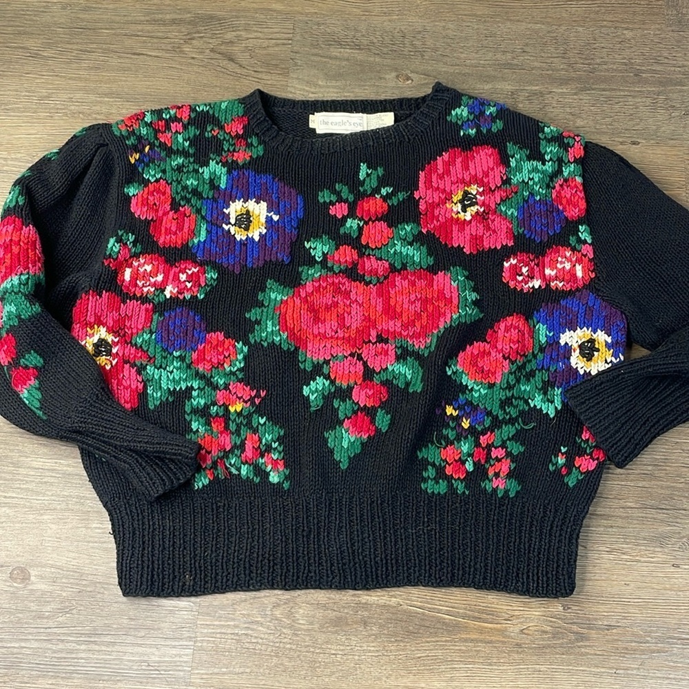Vintage The Eagles Eye Hand knit Black Floral Sweater, size Medium